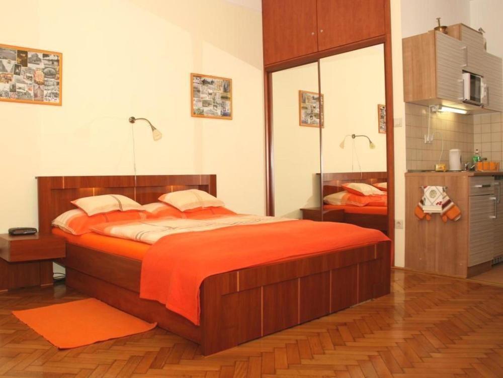 Paprika Apartment Studio Boedapest Buitenkant foto