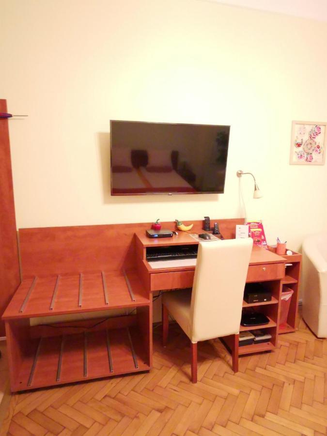 Paprika Apartment Studio Boedapest Buitenkant foto